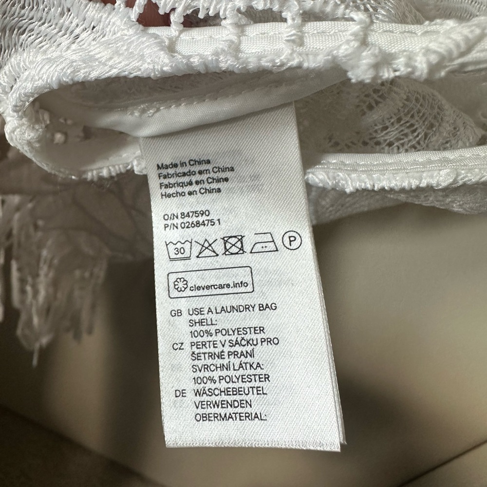 NWOT White crop top - Picture 4 of 8